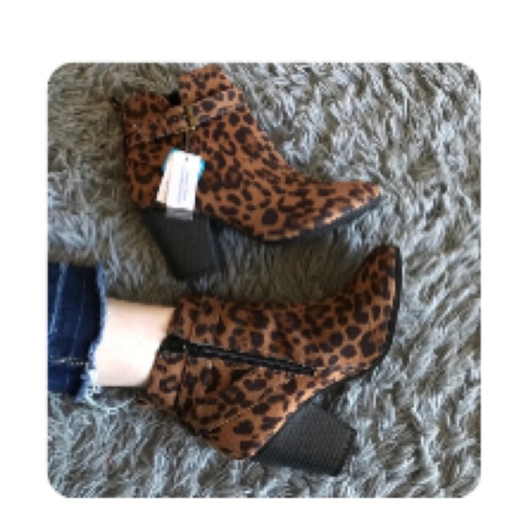 Leopard ankle boot